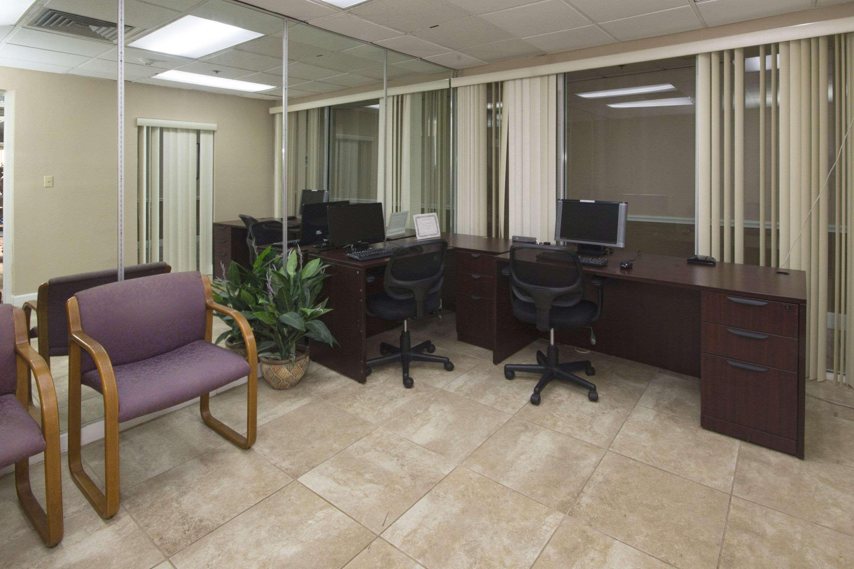 Quality Inn & Suites Conference Center New Port Richey Exterior photo