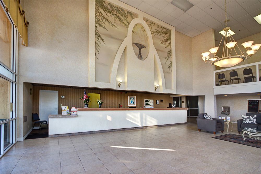 Quality Inn & Suites Conference Center New Port Richey Exterior photo